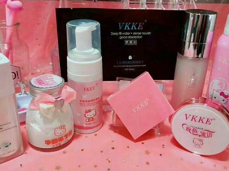 VKKE特色小店的独特魅力，小巷中的秘密宝藏探店记
