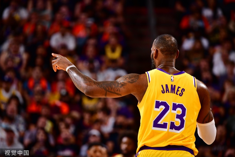 NBA詹姆斯最新动态揭秘,科技重塑巨星生活,智能新纪元体验非凡时刻