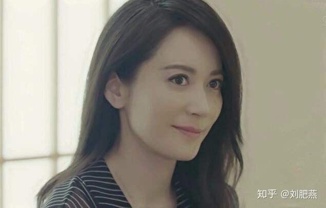 关于演员曾黎的婚姻状况，曾黎是否已结婚？