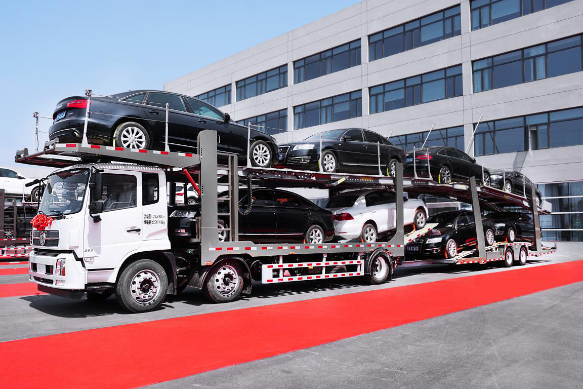 中置轴轿运车最新资讯,驾驭变化,自信驰骋的励志之旅