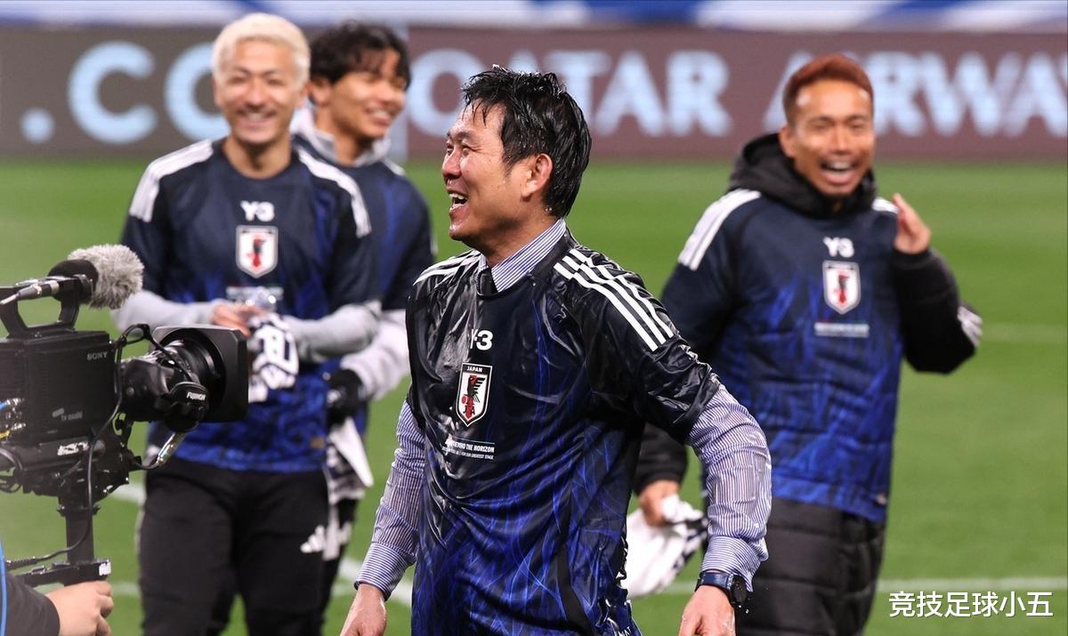 日本男足的最新日常故事，球场上的欢笑与友情时光揭秘