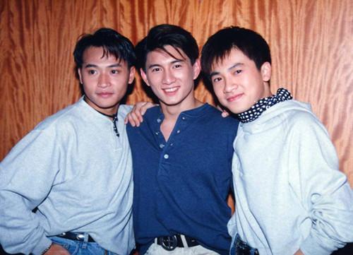 午夜热辣节目,热血沸腾的娱乐盛宴!