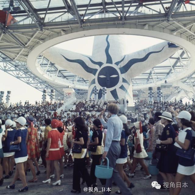 探索时尚潮流，2025最新女发型演变与流行趋势