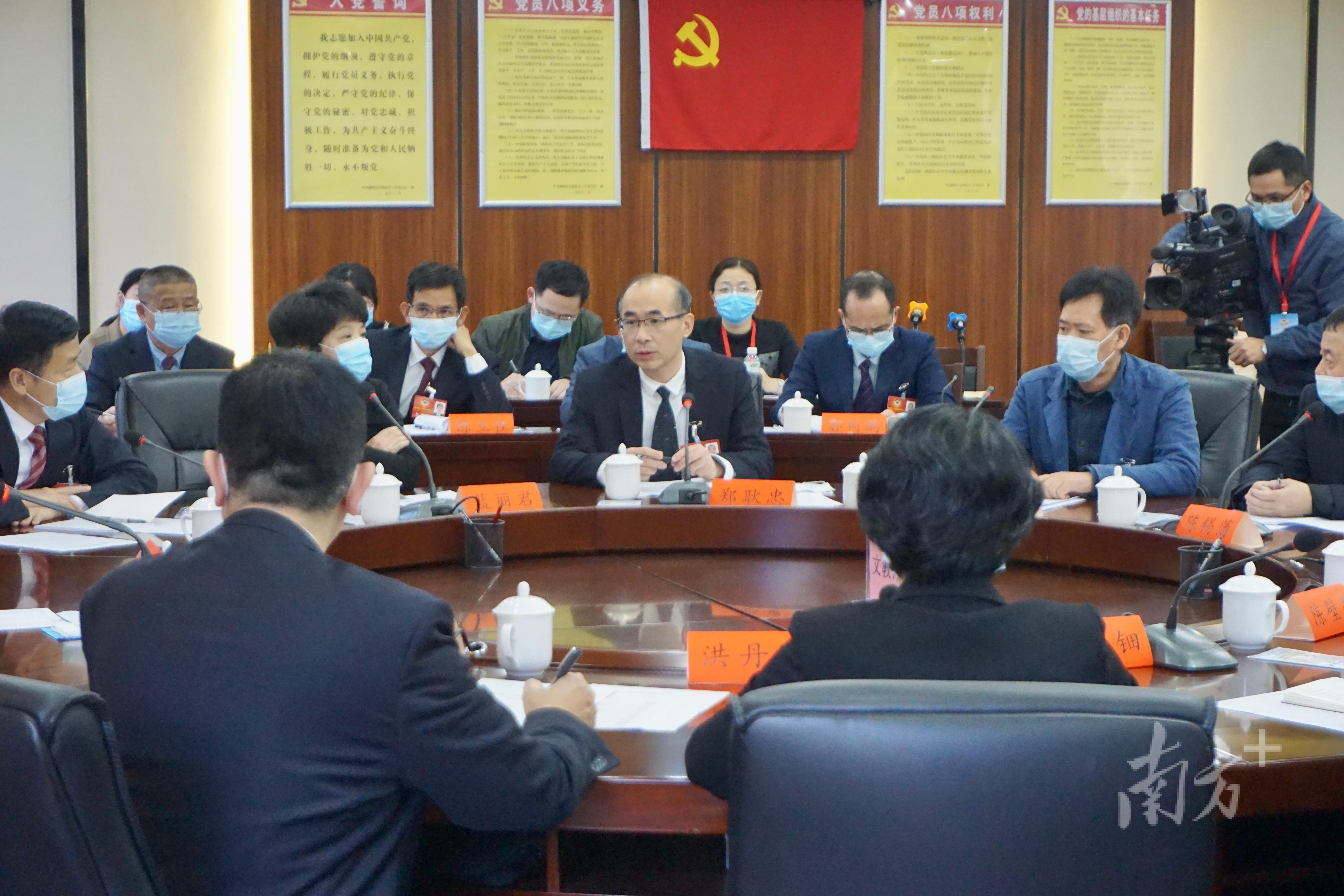 探索未来,2025年最新扣扣分组与小巷神秘特色小店