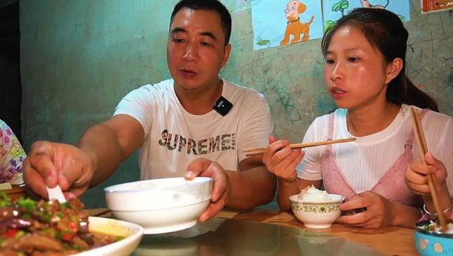 桃子姐，乡村走向世界的励志传奇最新报道