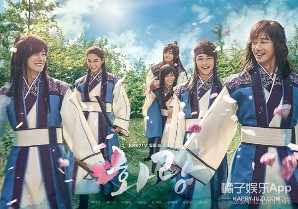 金泰亨朴宝剑最新,自然美景探索之旅独家报道