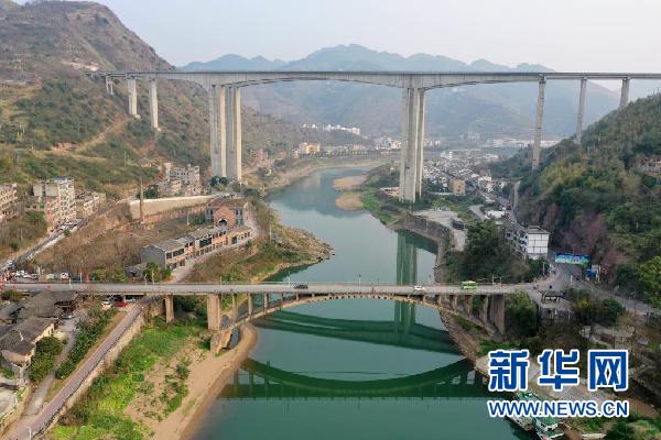 最新土城，励志之旅中的学习、变化与自我实现之路