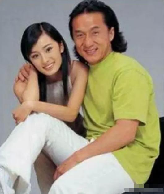 时尚消费品 第210页