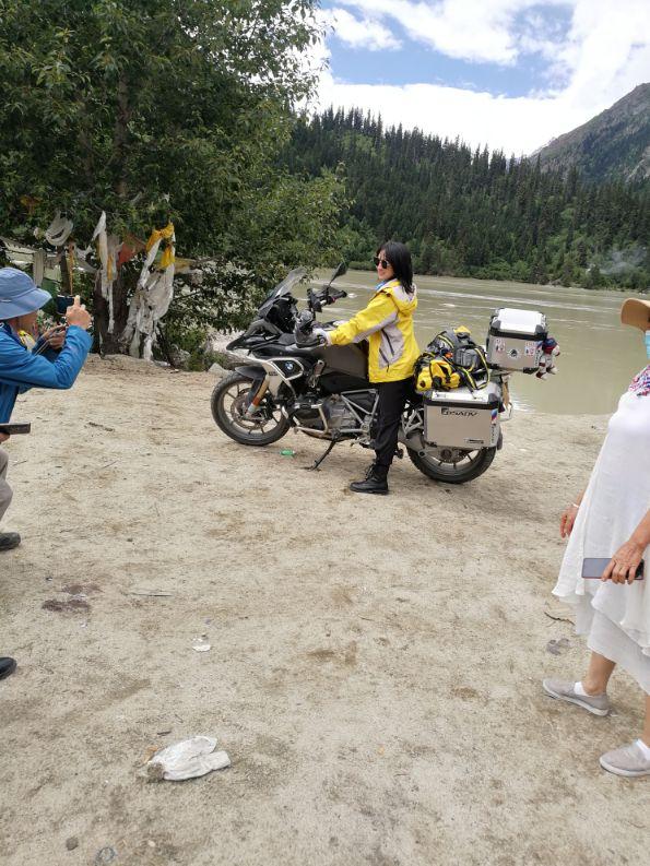 川崎X300拉力全新上市，开启激动人心的旅程