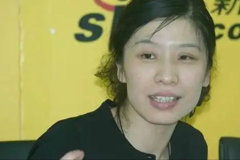 演员的日常对话与深厚友情，舞台内外的真实情感交流