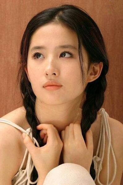 美女明星艳照，流光溢彩的影像回忆