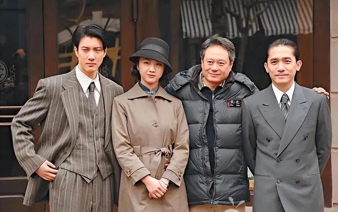 色戒影院奇缘，友情与陪伴的温馨故事