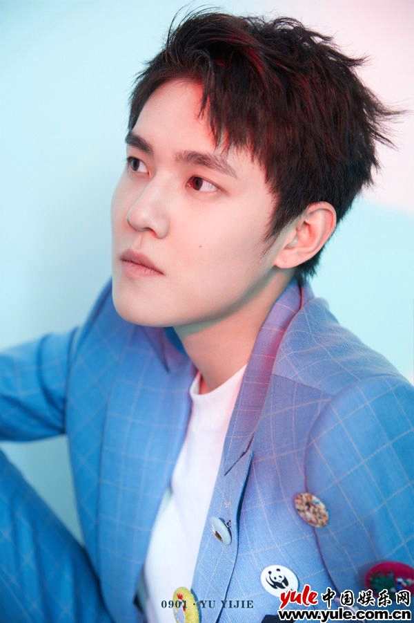 演员虞路，与自然美景的邂逅，探寻内心宁静之道