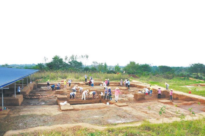 揭秘2025年最新考古发现，观看指南与深度解读