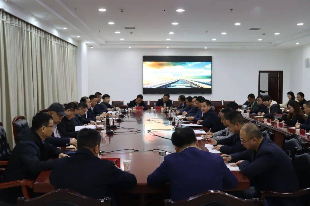 天铁集团最新动态，心灵与自然的独特交汇之旅