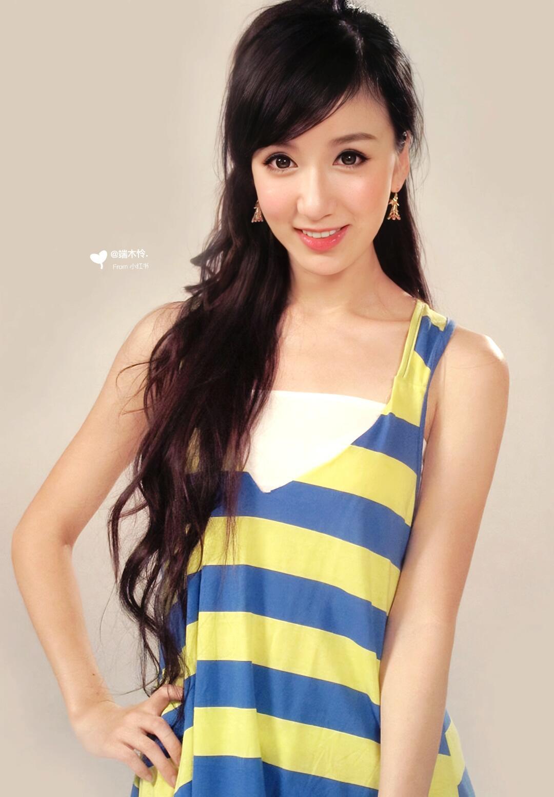 娄艺潇最新日常,城市生活的温馨瞬间