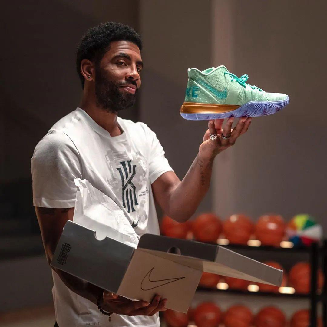 Nike欧文最新系列篮球鞋，时尚与性能的完美融合