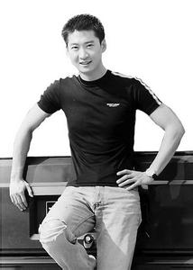 周杰最新动态与技能学习指南，掌握新技能或完成任务的步骤解析